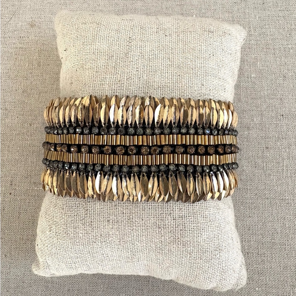 Stella & Dot Pegasus Bracelet, excellent condition